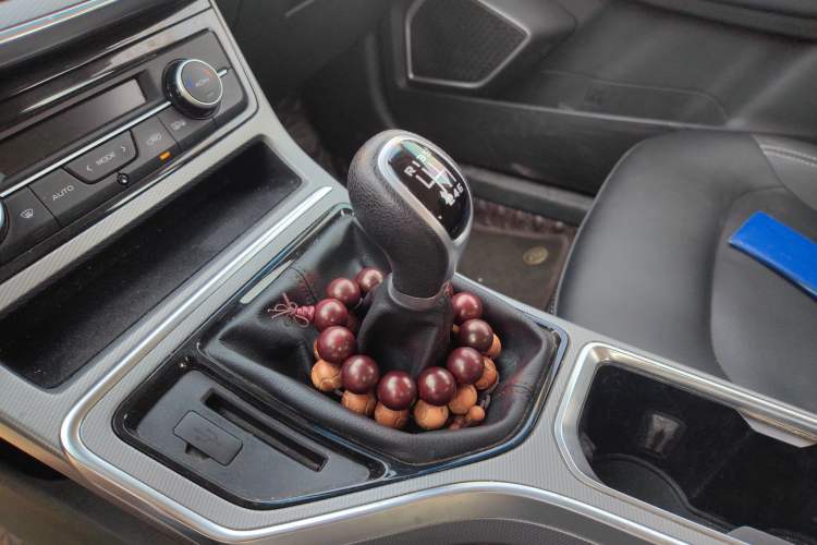 Used Geely Auto Emgrand GS 2018 Sport Edition 1.4T Manual LingShang Model Gear Lever