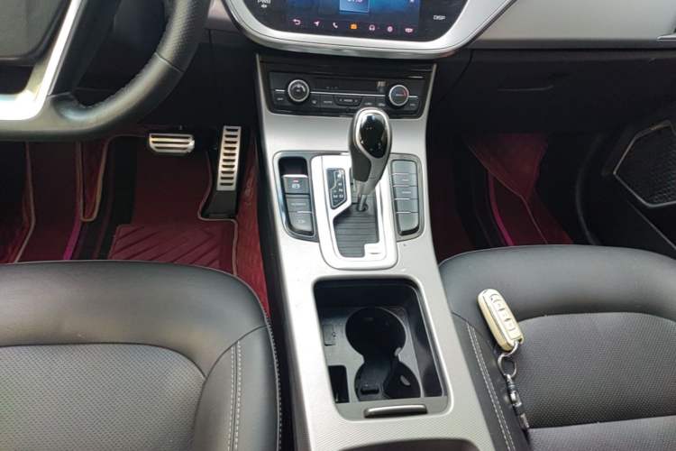 Used Geely Auto Emgrand GS 2018 Sport Edition 1.8L Automatic LingShang Model Gear Lever