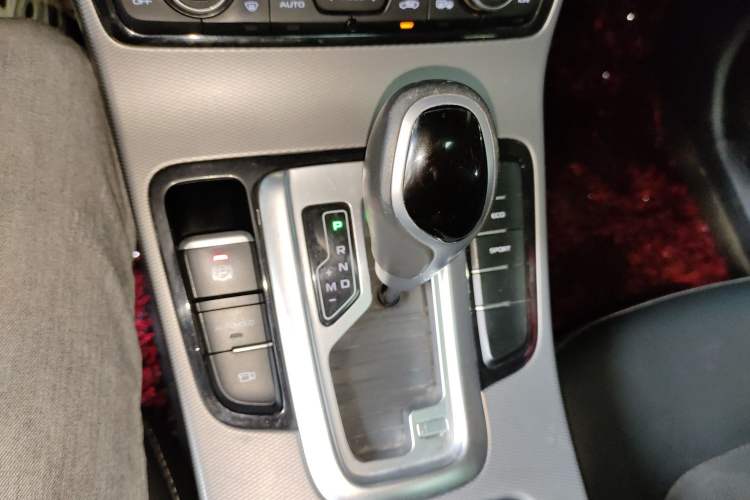 Used Geely Auto Emgrand GS 2018 Lingchao Edition 1.4T Automatic LingShang Smart Connectivity Model Gear Lever