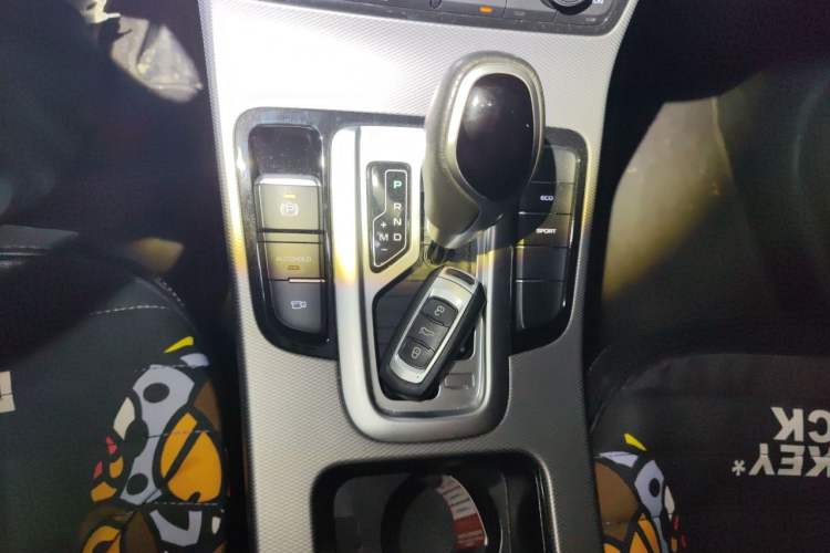 Used Geely Auto Emgrand GS 2018 Sport Edition 1.4T Automatic LingShang Model Gear Lever