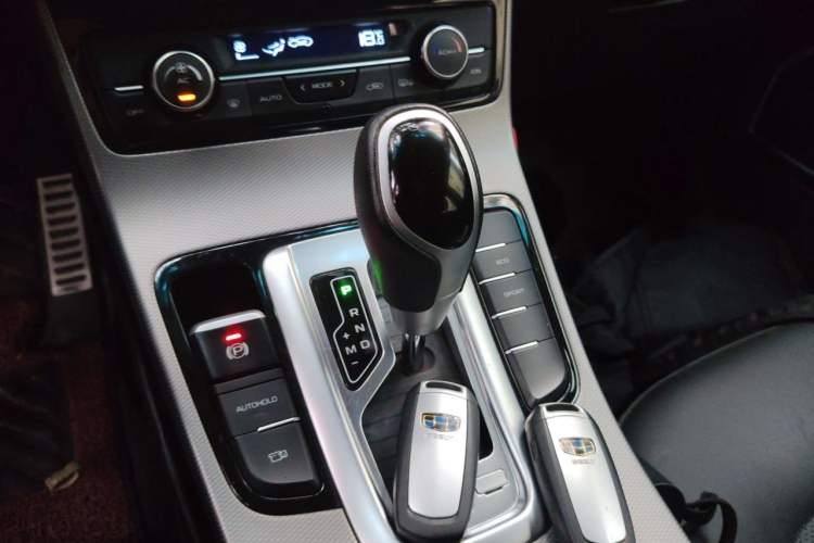 Used Geely Auto Emgrand GS 2018 Sport Edition 1.4T Automatic LingShang Model Gear Lever