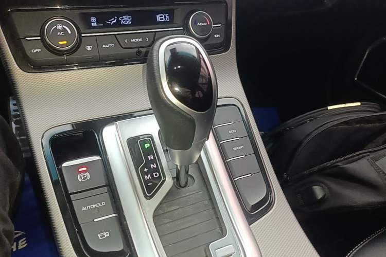 Used Geely Auto Emgrand GS 2018 Lingchao Edition 1.4T Automatic LingShang Smart Connectivity Model Gear Lever