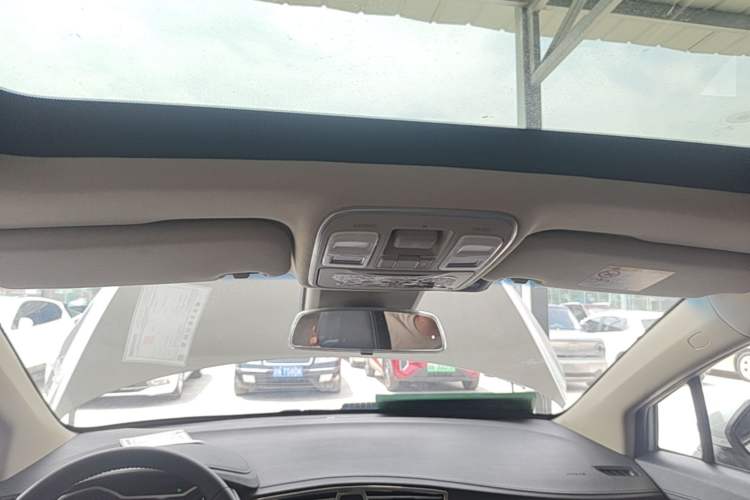 Used Geely Auto Emgrand GS 2018 Sport Edition 1.4T Manual LingShang Model Headliner