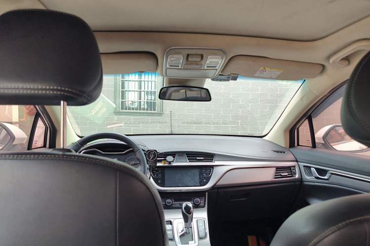 Used Geely Auto Emgrand GS 2018 Lingchao Edition 1.4T Automatic LingShang Smart Connectivity Model Headliner