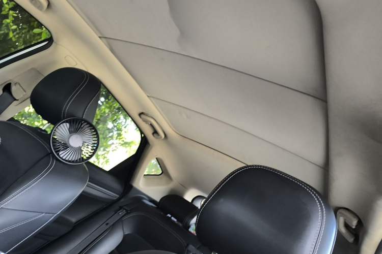 Used Geely Auto Emgrand GS 2018 Lingchao Edition 1.4T Automatic LingShang Smart Connectivity Model Headliner