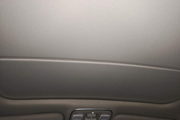 Used Geely Auto Emgrand GS 2018 Lingchao Edition 1.4T Automatic LingShang Smart Connectivity Model Headliner