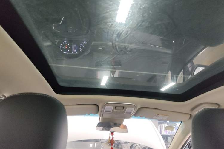Used Geely Auto Emgrand GS 2018 Sport Edition 1.4T Manual LingShang Model Headliner