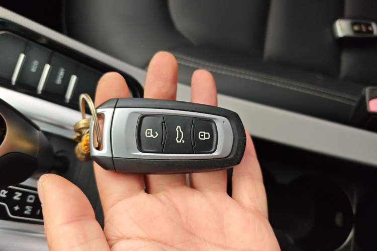 Used Geely Auto Emgrand GS 2018 Sport Edition 1.8L Automatic LingShang Model Interior 1