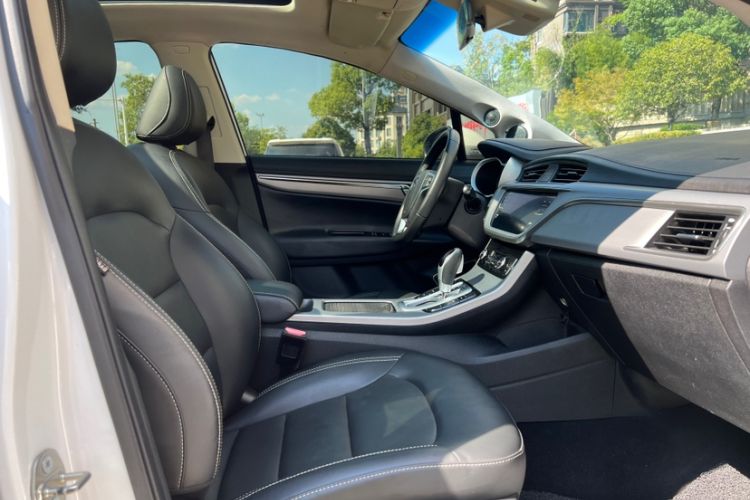 Used Geely Auto Emgrand GS 2018 Sport Edition 1.4T Automatic LingShang Model Interior 4