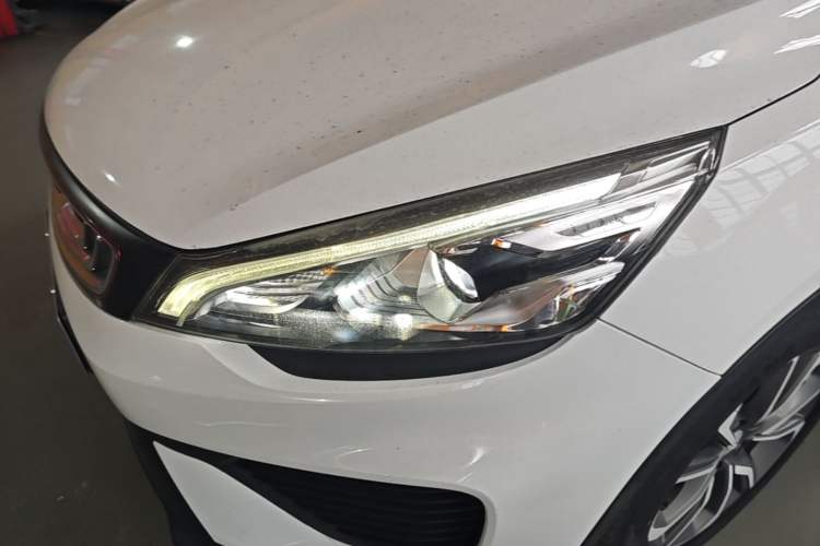 Used Geely Auto Emgrand GS 2018 Lingchao Edition 1.4T Automatic LingShang Smart Connectivity Model Left Front Headlight