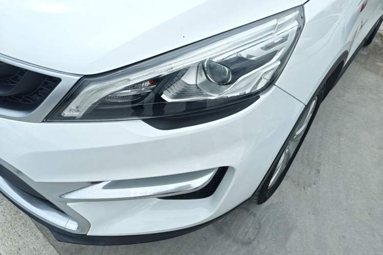Used Geely Auto Emgrand GS 2018 Sport Edition 1.4T Automatic LingShang Model Left Front Headlight