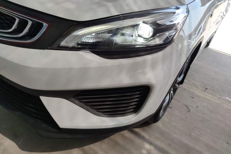 Used Geely Auto Emgrand GS 2018 Lingchao Edition 1.4T Automatic ZhenShang Smart Connectivity Model Left Front Headlight
