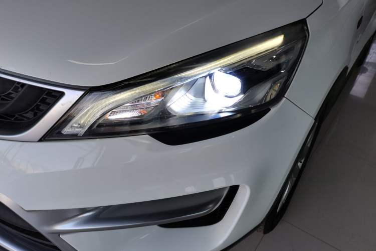 Used Geely Auto Emgrand GS 2018 Sport Edition 1.4T Manual LingShang Model Left Front Headlight