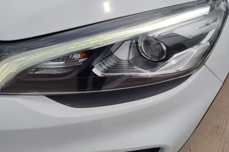 Used Geely Auto Emgrand GS 2018 Lingchao Edition 1.4T Automatic LingShang Smart Connectivity Model Left Front Headlight