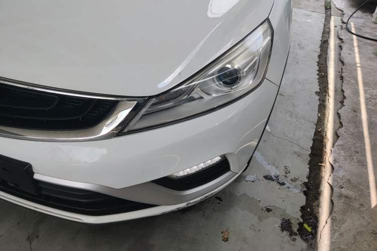 Used Geely Auto Emgrand GS 2018 Elegant Edition 1.8L Automatic LingShang Model Left Front Headlight