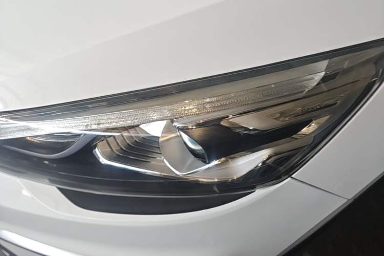 Used Geely Auto Emgrand GS 2018 Sport Edition 1.4T Manual LingShang Model Left Front Headlight