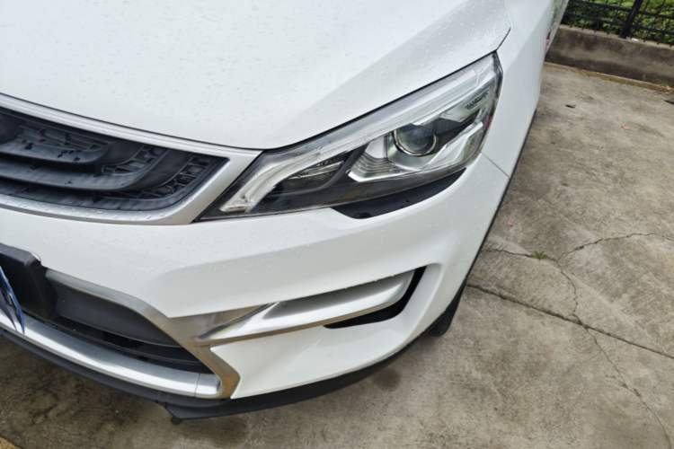 Used Geely Auto Emgrand GS 2018 Sport Edition 1.4T Automatic LingShang Model Left Front Headlight