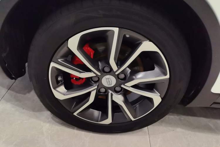 Used Geely Auto Emgrand GS 2018 Lingchao Edition 1.4T Automatic LingShang Smart Connectivity Model Left Front Wheel Hub