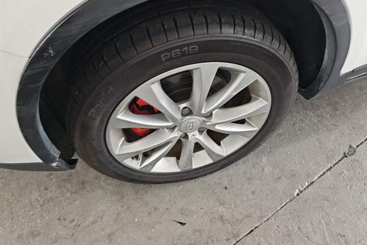 Used Geely Auto Emgrand GS 2018 Sport Edition 1.8L Automatic LingShang Model Left Front Wheel Hub
