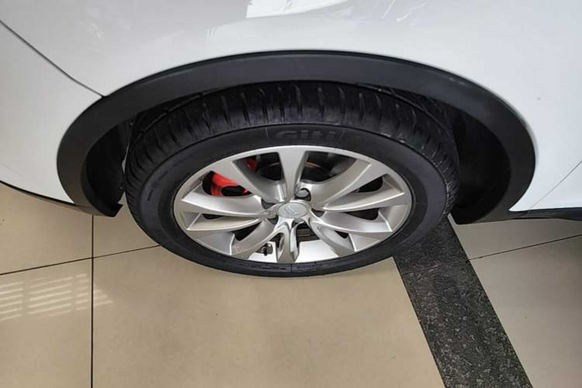 Used Geely Auto Emgrand GS 2018 Sport Edition 1.4T Automatic LingShang Model Left Front Wheel Hub