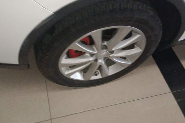 Used Geely Auto Emgrand GS 2018 Sport Edition 1.8L Automatic LingShang Model Left Front Wheel Hub