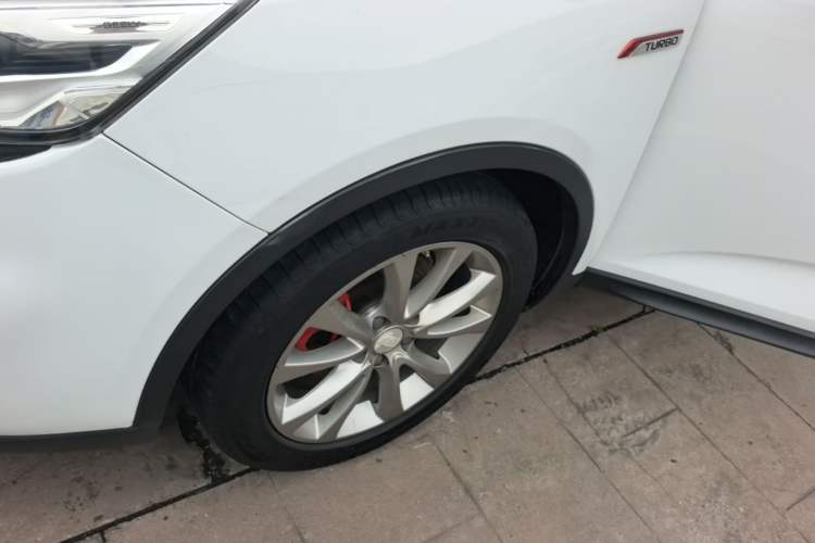 Used Geely Auto Emgrand GS 2018 Sport Edition 1.4T Automatic LingShang Model Left Front Wheel Hub