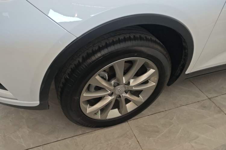 Used Geely Auto Emgrand GS 2018 Elegant Edition 1.8L Automatic LingShang Model Left Front Wheel Hub