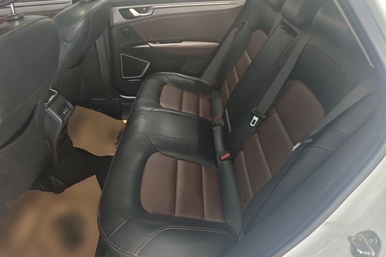 Used Geely Auto Emgrand GS 2018 Lingchao Edition 1.4T Automatic ZhenShang Smart Connectivity Model Left Rear Seat