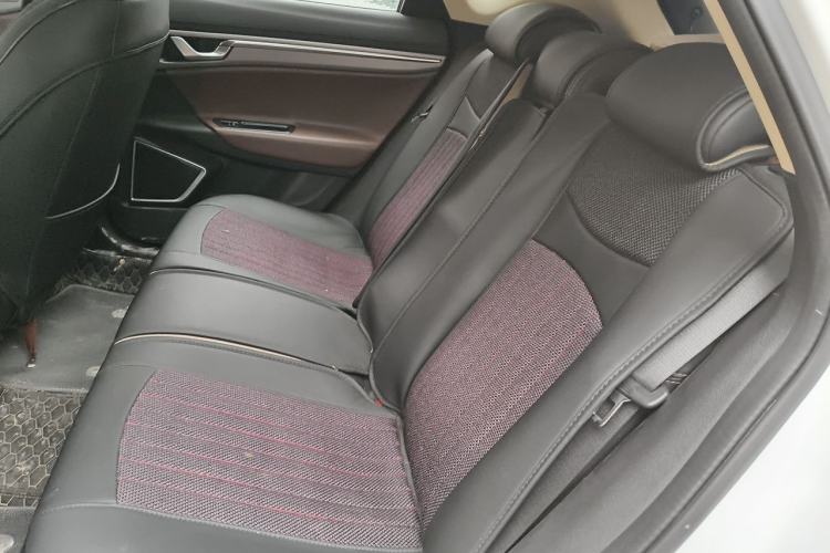 Used Geely Auto Emgrand GS 2018 Lingchao Edition 1.4T Automatic ZhenShang Smart Connectivity Model Left Rear Seat