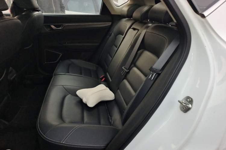 Used Geely Auto Emgrand GS 2018 Lingchao Edition 1.4T Automatic LingShang Smart Connectivity Model Left Rear Seat