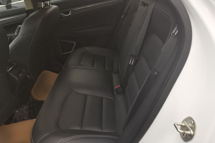 Used Geely Auto Emgrand GS 2018 Elegant Edition 1.8L Automatic LingShang Model Left Rear Seat