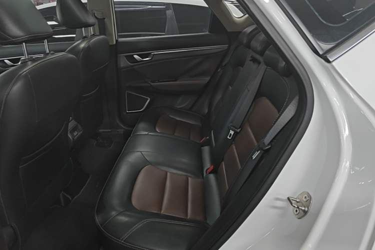Used Geely Auto Emgrand GS 2018 Sport Edition 1.4T Automatic ZhenShang Model Left Rear Seat