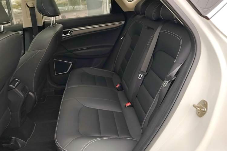 Used Geely Auto Emgrand GS 2018 Sport Edition 1.4T Automatic LingShang Model Left Rear Seat