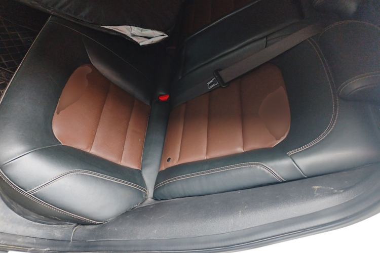 Used Geely Auto Emgrand GS 2018 Sport Edition 1.4T Automatic ZhenShang Model Left Rear Seat