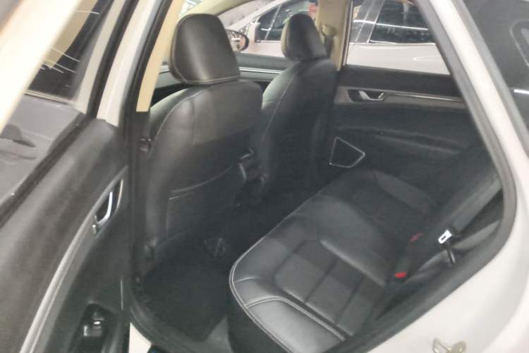 Used Geely Auto Emgrand GS 2018 Sport Edition 1.8L Automatic LingShang Model Left Rear Seat