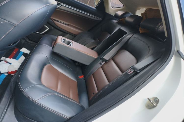 Used Geely Auto Emgrand GS 2018 Sport Edition 1.4T Automatic ZhenShang Model Left Rear Seat