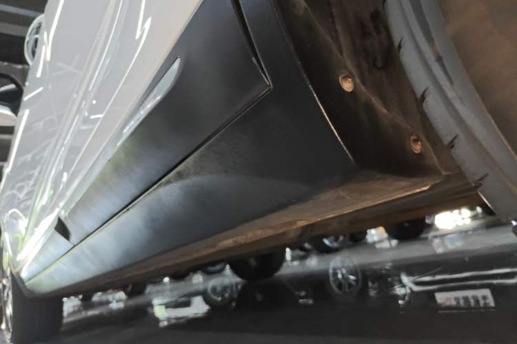 Used Geely Auto Emgrand GS 2018 Lingchao Edition 1.4T Automatic LingShang Smart Connectivity Model Left Side Sill