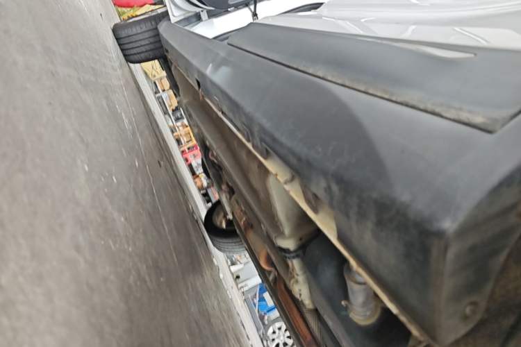 Used Geely Auto Emgrand GS 2018 Sport Edition 1.8L Automatic LingShang Model Left Side Sill