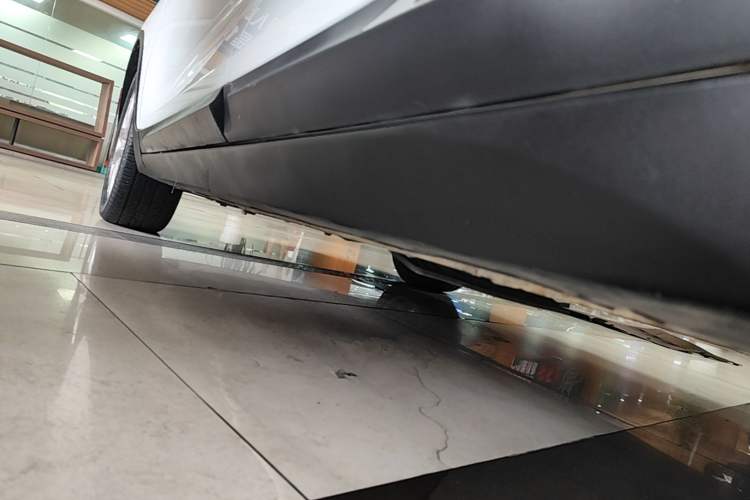 Used Geely Auto Emgrand GS 2018 Sport Edition 1.4T Automatic LingShang Model Left Side Sill