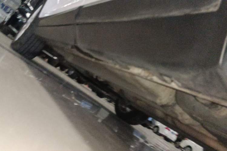 Used Geely Auto Emgrand GS 2018 Sport Edition 1.8L Automatic LingShang Model Left Side Sill