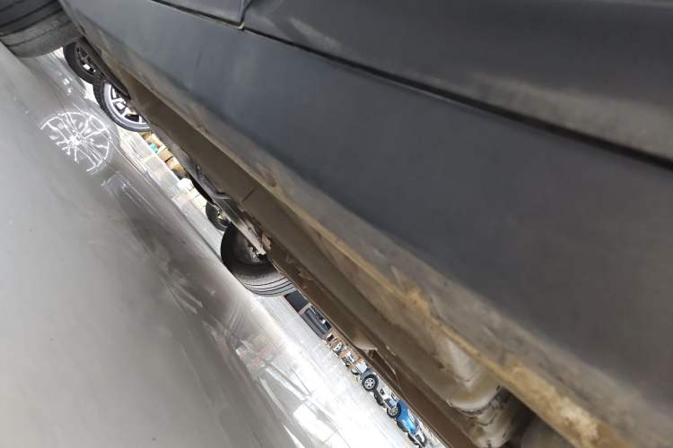 Used Geely Auto Emgrand GS 2018 Lingchao Edition 1.4T Automatic LingShang Smart Connectivity Model Left Side Sill