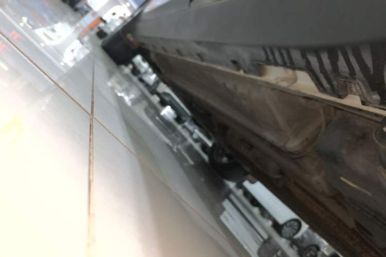 Used Geely Auto Emgrand GS 2018 Sport Edition 1.8L Automatic LingShang Model Left Side Sill