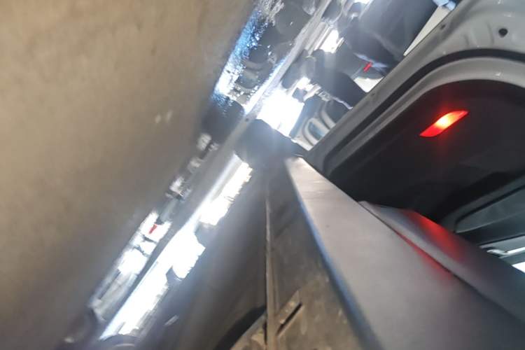 Used Geely Auto Emgrand GS 2018 Sport Edition 1.4T Manual LingShang Model Left Side Sill