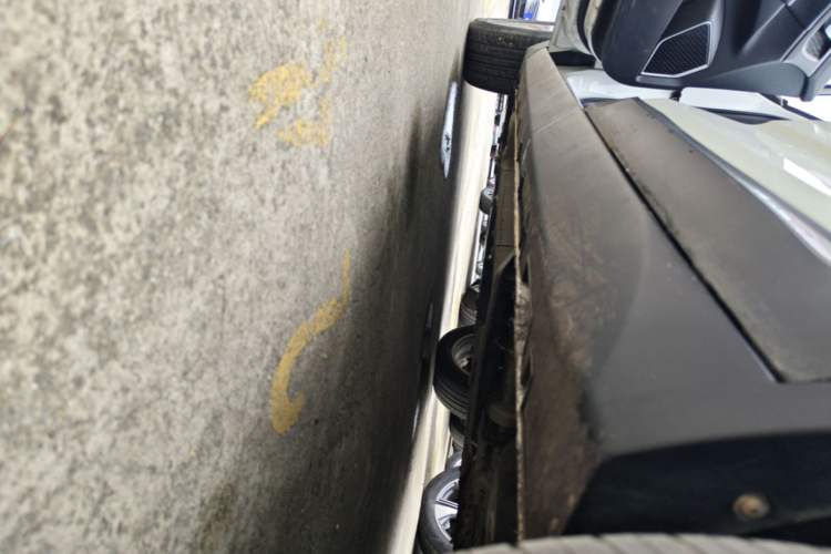 Used Geely Auto Emgrand GS 2018 Sport Edition 1.4T Automatic LingShang Model Left Side Sill