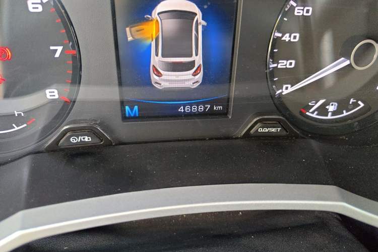 Used Geely Auto Emgrand GS 2018 Elegant Edition 1.8L Manual LingShang Model Odometer Close Up