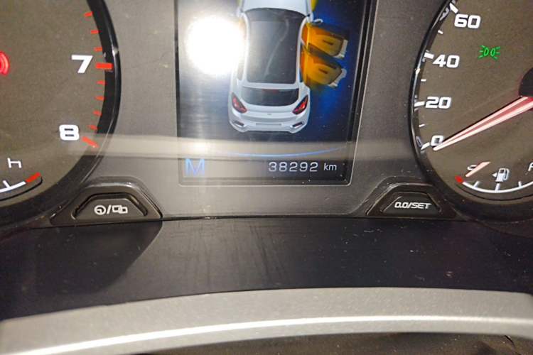 Used Geely Auto Emgrand GS 2018 Sport Edition 1.4T Manual LingShang Model Odometer Close Up