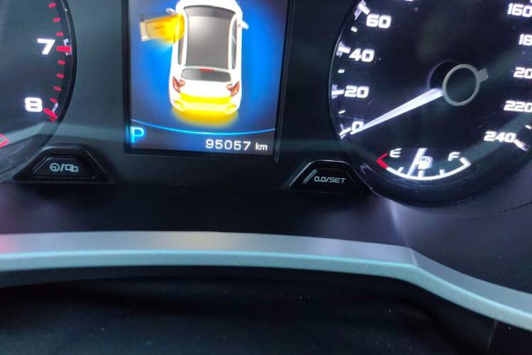 Used Geely Auto Emgrand GS 2018 Sport Edition 1.4T Automatic LingShang Model Odometer Close Up