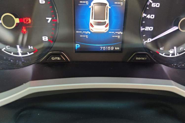 Used Geely Auto Emgrand GS 2018 Lingchao Edition 1.4T Automatic ZhenShang Smart Connectivity Model Odometer Close Up