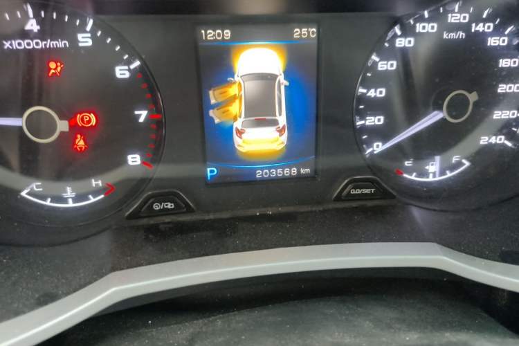 Used Geely Auto Emgrand GS 2018 Sport Edition 1.4T Automatic LingShang Model Odometer Close Up