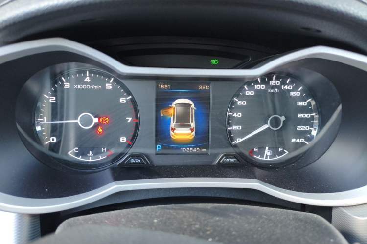 Used Geely Auto Emgrand GS 2018 Sport Edition 1.4T Automatic ZhenShang Model Odometer Close Up
